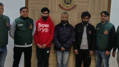 ധനമന്ത്രാലയത്തിന്റെ പേരിൽ തട്ടിപ്പ്; നാല് പേർ പിടിയിൽ, ഉപയോഗിച്ചത് ധനമന്ത്രിയുടെ വ്യാജ ഒപ്പ്, ലെറ്റർപാഡ്