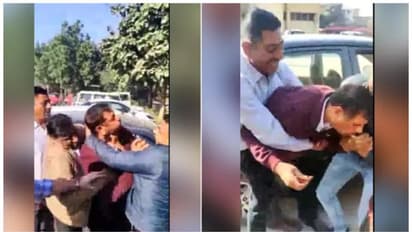 കൈക്കൂലിക്കേസിൽ വിജിലൻസ് പിടിച്ചു, പണം വിഴുങ്ങി പൊലീസ് ഉദ്യോഗസ്ഥൻ: വീഡിയോ