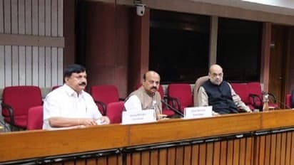 ಬೆಳಗಾವಿ ಗಡಿ ವಿವಾದ ಸಭೆ ಬಳಿಕ ಅಮಿತ್ ಶಾ ಜೊತೆ ಸಿಎಂ ಬೊಮ್ಮಾಯಿ ಮತ್ತೊಂದು ಸುತ್ತಿನ ಮಾತುಕತೆ!