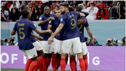 കോട്ട ഇളക്കൽ ഒന്നാം ഘട്ടം; മൊറോക്കൻ പ്രതിരോധം ഇളക്കി ഫ്രഞ്ച് മുന്നേറ്റം, ആദ്യ പകുതിയിൽ ഒരു ഗോളിന് മുന്നിൽ