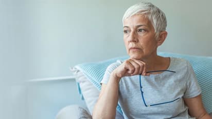 पुरुषों की तुलना में महिलाओं को ज्यादा होता है अल्जाइमर, जानें क्या कहती है स्टडी