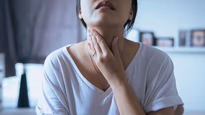 രാവിലെ ഉണരുമ്പോള് തൊണ്ട അടയുന്നതും മുഖത്ത് നീര് വന്നതുപോലെ കാണുന്നതും എന്തുകൊണ്ട്?