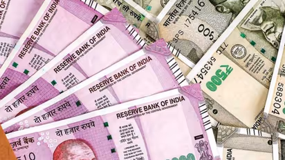 இளைஞர்களிடம் முதலீடு செய்வதாக கூறி பண மோசடி… கோவை கார் குண்டு வெடிப்பில் தொடர்பு இருப்பதாக கூறியதால் பரபரப்பு!