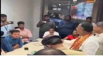 సోషల్ మీడియాలో పోస్టులు: తెలంగాణ కాంగ్రెస్ వ్యూహకర్త సునీల్ సహా మరో ముగ్గురికి నోటీసులు