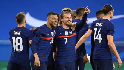 பிரான்ஸ் வீரர்களுக்கு வைரஸ் தாக்குதல் – இறுதிப் போட்டியில் என்ன செய்யப் போகிறது?