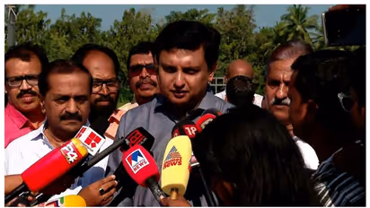 സ്കൂള്‍ കലോത്സവം: 'സ്വാഗതഗാനം തയ്യാറാക്കിയവരുടെ താല്‍പ്പര്യമെന്ത്,  സംഘപരിവാര്‍ ബന്ധം അന്വേഷിക്കണം': റിയാസ്