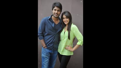 డేటింగ్ లో సందీప్ కిషన్ - రెజీనా కసాండ్రా.. వైరల్ గా మారిన సెల్ఫీ పిక్.. అసలు విషయం ఏంటీ?