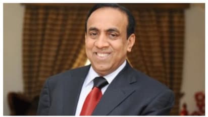 ആർ പി ഗ്രൂപ്പിന്റെ തൊഴിലാളി സൗഹൃദ നടപടികളെ അഭിനന്ദിച്ച് ബഹ്റൈൻ തൊഴിൽ മന്ത്രി