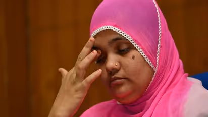 Bilkis Bano case: Supreme Court directs Centre, Gujarat govt to 'bring papers on which convicts were freed'