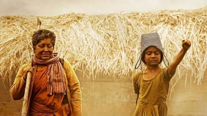 கோவை சரளாவுடன் மோதும் ஜி.பி.முத்து: சன்னி லியோனின் ஓ மை கோஸ்ட் ரிலீஸ் தேதி அறிவிப்பு!