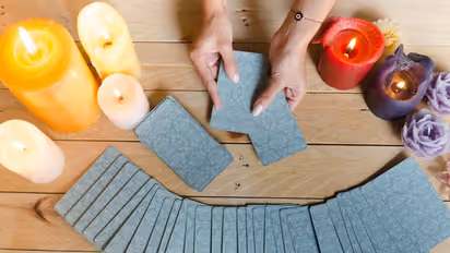 Weekly Tarot Card Reading: Predictions for December 19 to December 25