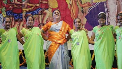 విశాఖను పరిపాలనా రాజధానిగా చేయాలని సీఎం వైఎస్ జగన్ సంకల్పించారు: ఆర్కే రోజా