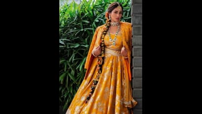 మత్తుగా చూస్తూ ముద్దులిస్తున్న నివేతా పేతురాజ్.. క్రేజీ ఫొటోస్ వైరల్ 