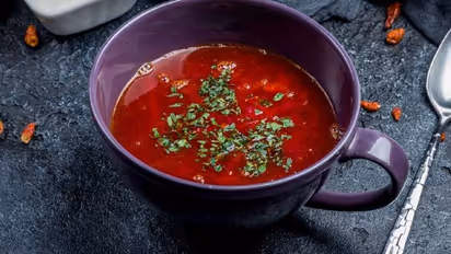 മഞ്ഞുകാലത്ത് കിടിലൻ സൂപ്പ്, വെറും ക്യാരറ്റും ബീറ്റ്റൂട്ടും തക്കാളിയും മതി...