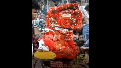 തുണിയലക്കും തെയ്യം; വണ്ണാത്തിപ്പോതി ചിത്രകഥ