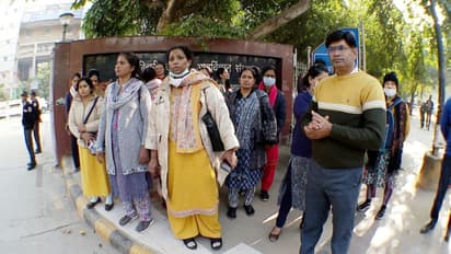 ദില്ലി ആർഎംഎൽ ആശുപത്രിയിൽ കൂട്ടപ്പിരിച്ചുവിടൽ; മലയാളികളടക്കം 43 പേര്‍ പെരുവഴിയില്‍