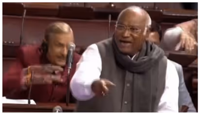 വിവാദ പരാമര്‍ശം: പറഞ്ഞതില്‍ ഉറച്ചുനില്‍ക്കുന്നെന്ന് ഖര്‍ഗെ, മാപ്പ് പറയണമെന്ന് ഭരണപക്ഷം, പ്രക്ഷുബ്ധമായി രാജ്യസഭ