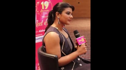 హ్యాండ్స్ ఏంటి అలా ఉన్నాయి.. ఐశ్వర్యా రాజేష్‌ చేతులపై ట్రోలర్స్ రచ్చ.. వెంకటేష్‌తో పోల్చుతూ మీమర్స్ గోల..