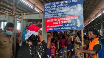 ശബരിമലയില്‍ തിരക്ക് കൂടുന്നു; മണിക്കൂറുകളോളം നീളുന്ന ക്യൂ 