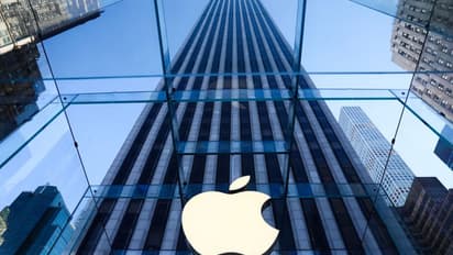 Apple's upcoming iPhones to be scratch resistant?