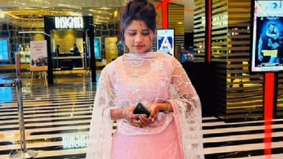 राजस्थान की लड़की की लाश मुंबई में ब्रिज से लटकी मिली, होटल में रियाज से मिली और फिर मौत...