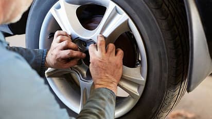7 Reasons why the spare tire in your car smaller than the rest