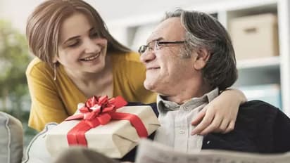 ప్రతి పిల్లలు...తమ పేరెంట్స్ ని అడగాల్సిన ప్రశ్నలు ఇవి..!