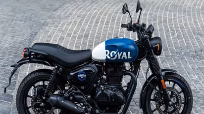 Year Ender 2022 : रॉयल एनफील्ड हंटर से डुकाटी डेजर्टएक्स..ये रहीं इस साल की टॉप-5 बाइक