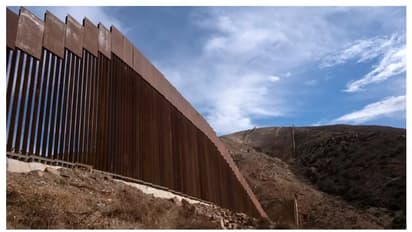 ജീവിതം തേടി കുഞ്ഞിനെയെടുത്ത് ട്രംപ് മതിൽ ചാടിക്കടക്കാൻ ശ്രമിച്ചു; ഗുജറാത്തി യുവാവിന് ദാരുണാന്ത്യം