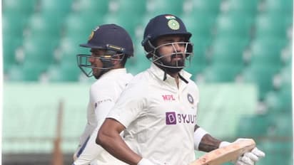 INDvsBAN 2nd Test: కెఎల్ రాహుల్, శుబ్మన్ గిల్ అవుట్... రెండు వికెట్లు కోల్పోయిన టీమిండియా...