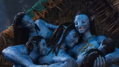 టాలీవుడ్ లో  రికార్డ్స్ బ్రేక్ చేసిన  అవతార్ ‌2, వంద కోట్ల క్లబ్ లోకి హాలీవుడ్ మూవీ