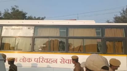 राजस्थान में 7 टीचर चलती बस में हल कर रहे थे पेपर, एक कैंडिडेंट से लिए 10 लाख...जानिए इस कांड की पूरी कहानी