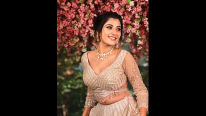 ಬಿಗ್ ಬಾಸ್ ದಿವ್ಯಾ ಸುರೇಶ್ ಈಗ 'ತ್ರಿಪುರ ಸುಂದರಿ'; ರಿಮೇಕ್ ಎಂದು ಕಾಲೆಳೆದ ನೆಟ್ಟಿಗರು