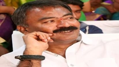 వైఎస్సార్ జిల్లా వైసిపి అధ్యక్షుడికి తీవ్ర అస్వస్థత... హుటాహుటిన హైదరాబాద్ కు తరలింపు