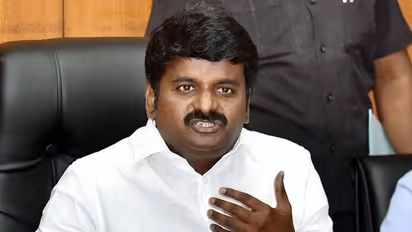 வாக்காளர் பட்டியலில் குளறுபடி; கள்ள ஓட்டு போட திமுகவினர் தயாராக உள்ளனர் - விஜயபாஸ்கர் பரபரப்பு குற்றச்சாட்டு