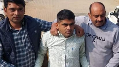  राजस्थान पेपर लीक मामला: नकल कराने 1 लाख में किराए पर ली थी GPS लगी बस, मास्टरमाइंड मंत्रियों का करीबी!