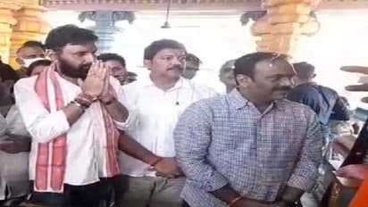 బెజవాడ రాజకీయాల్లో కలకలం : మళ్లీ ఒకే వేదికపైకి రాధా, నాని, వంశీ... రంగా గారి అబ్బాయిపైనే చూపు