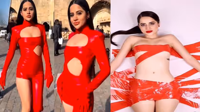 Urfi Javed का सैंटा अवतार देखकर फैंस ने मांग लिया ऐसा गिफ्ट, एक ने कहा- कुत्ते पीछे पड़ गए थे क्या