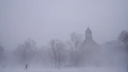 క్రిస్మస్ వేళ అమెరికాలో విషాదం.. 31మందిని బలిగొన్న మంచు తుఫాను..