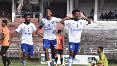 സന്തോഷ് ട്രോഫിയില് കേരളത്തിന് രണ്ടാം ജയം; ബീഹാറിനെ തകര്ത്തത് ഒന്നിനെതിരെ നാല് ഗോളിന്