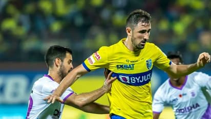 ഗ്യാലറിയില്‍ മഞ്ഞക്കടലിരമ്പം, കളം നിശബ്‌ദം; ആദ്യപകുതിയില്‍ ഗോള്‍ വഴങ്ങാതെ രക്ഷപ്പെട്ട് ബ്ലാസ്റ്റേഴ്‌സ് 