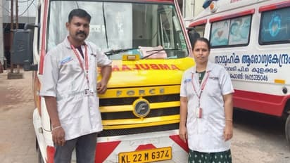 ക്രിസ്തുമസ് ദിനത്തിൽ ആശുപത്രിയിലേക്കുള്ള യാത്രാമധ്യേ ആംബുലൻസിനുള്ളിൽ യുവതിക്ക് ആൺകുഞ്ഞ് പിറന്നു