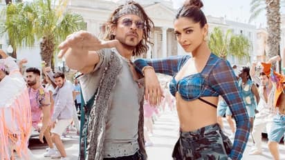 വിവാദങ്ങള് ഒരുവഴിക്ക്; പഠാന് ഒടിടി അവകാശം വിറ്റത് ഞെട്ടിപ്പിക്കുന്ന തുകയ്ക്ക്.!