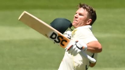 100वें टेस्ट में दोहरा शतक जड़ने वाले दुनिया के दूसरे बल्लेबाज बने वार्नर, तोड़ा 16 साल पुराना यह रिकॉर्ड