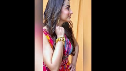 39 வயதிலும் அழகே பொறாமைப்படும் பேரழகு! மாடர்ன் குந்தவையாய் மயக்கும் நடிகை த்ரிஷாவின் லேட்டஸ்ட் போட்டோஸ்!  