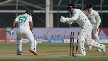 PAK vs NZ: டெஸ்ட் கிரிக்கெட் வரலாற்றில் இதுவே முதல் முறை..! பாகிஸ்தானை வைத்து நியூசிலாந்து செய்த தரமான சம்பவம்