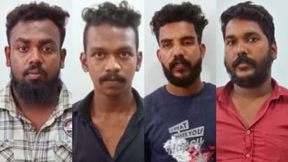 വീടിന് മുന്പില് പടക്കം പൊട്ടിച്ചത് ചോദ്യം ചെയ്ത വീട്ടമ്മയ്ക്കും ഭര്ത്താവിനും മര്ദ്ദനം; 4 പേര് അറസ്റ്റില്