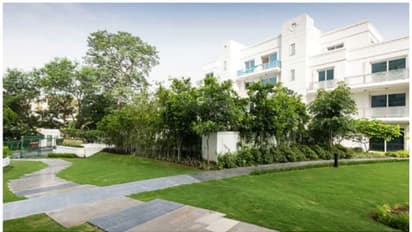 വീട്ടുകാർ തായ്ലന്റിന് പോയി, കോടികളുടെ ഫ്ലാറ്റിൽ കള്ളൻ കേറി; സുപ്രീംകോടതി അഭിഭാഷകന്റെ വീട്ടിലെ മോഷണം ഇങ്ങനെ