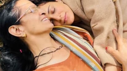 'കുട്ടിക്കാലത്ത് അമ്മയെ പേടിയായിരുന്നു, ഇന്ന് അടുത്ത സുഹൃത്ത്'; ഹൃദ്യമായ കുറിപ്പുമായി കങ്കണ റണൗട്ട്