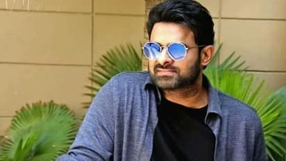 ప్రభాస్ ఫ్యాన్స్ కు మైత్రీ మూవీస్ స్వీట్ షాక్?